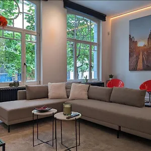 Luxe En Authenticiteit , Antwerpen Belgien